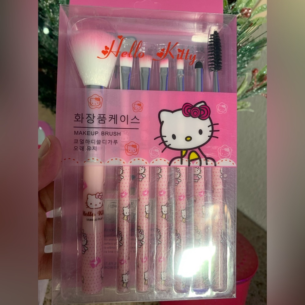 Hello Kitty set of brushes